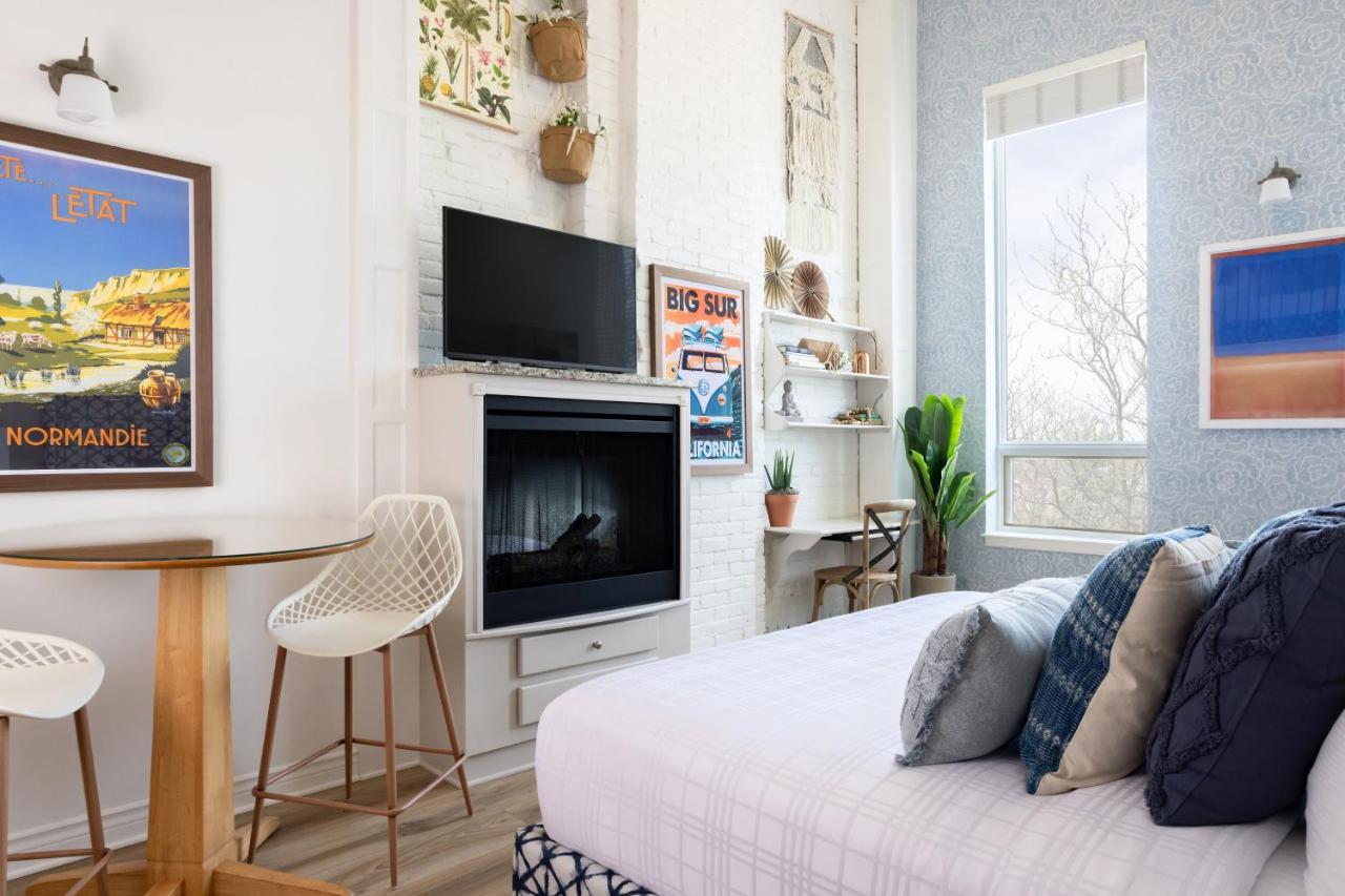 Retro Suites Hotel Chatham-Kent Εξωτερικό φωτογραφία